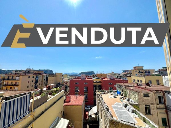 appartamento in vendita a Napoli in zona Bagnoli