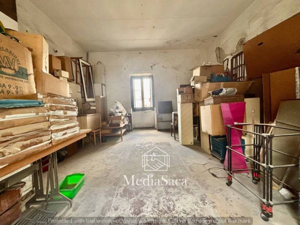 appartamento in vendita a Napoli in zona Stella