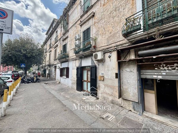 appartamento in vendita a Napoli in zona Stella
