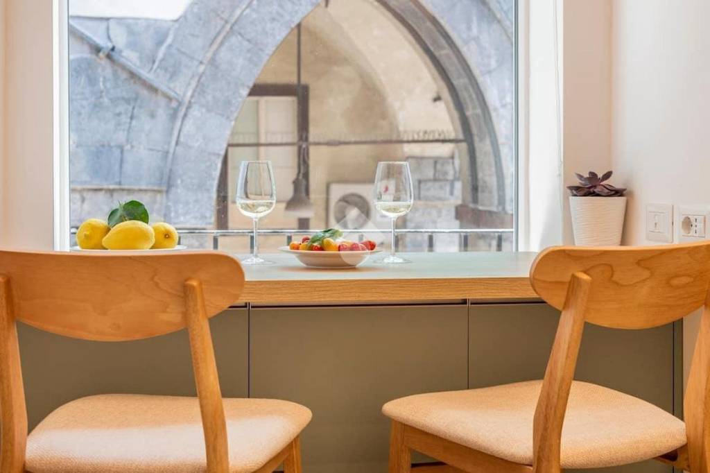 appartamento in vendita a Napoli in zona Porto