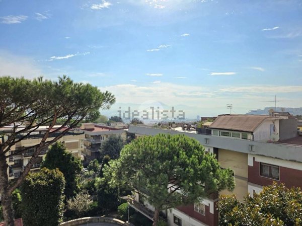 appartamento in vendita a Napoli in zona Capodimonte / Colli Aminei