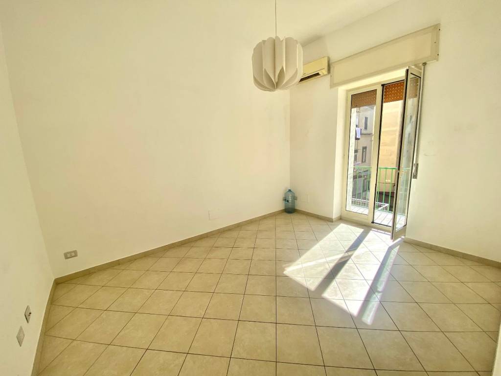 appartamento in vendita a Napoli in zona Bagnoli