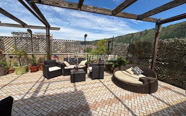 appartamento in vendita a Napoli in zona Pianura