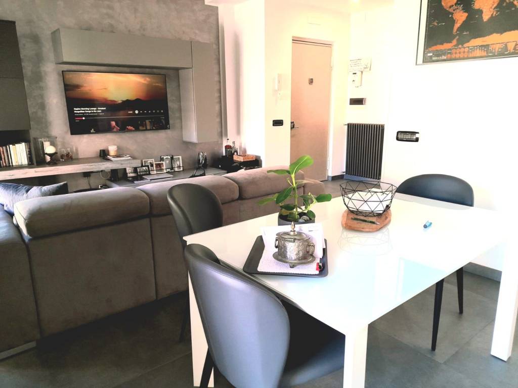appartamento in vendita a Napoli in zona Capodimonte / Colli Aminei