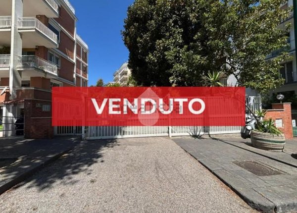 appartamento in vendita a Napoli in zona Posillipo