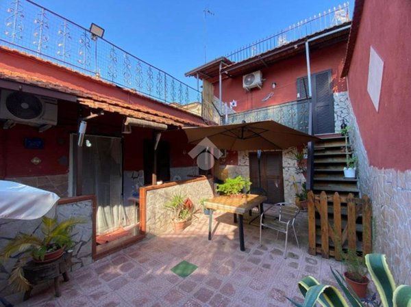 appartamento in vendita a Napoli in zona Secondigliano