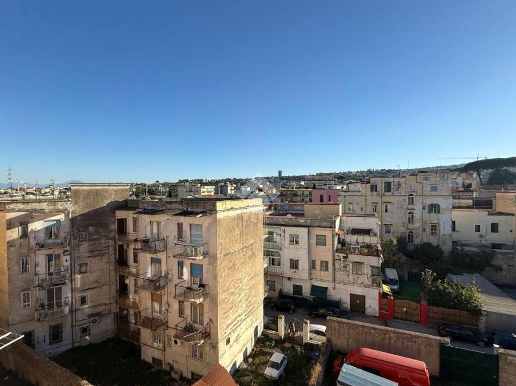 appartamento in vendita a Napoli in zona Chiaiano