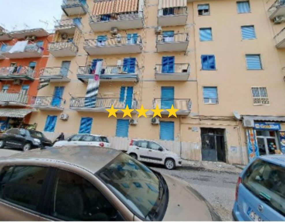 appartamento in vendita a Napoli in zona Secondigliano