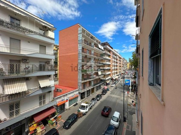 appartamento in vendita a Napoli in zona Fuorigrotta