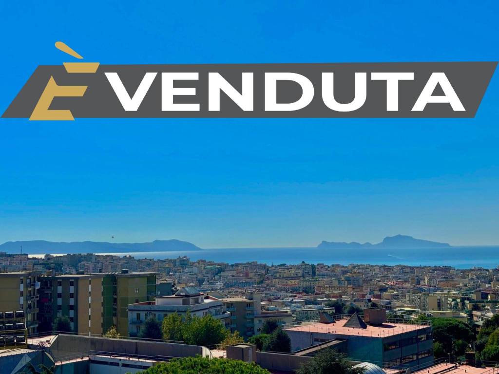 appartamento in vendita a Napoli in zona Camaldoli