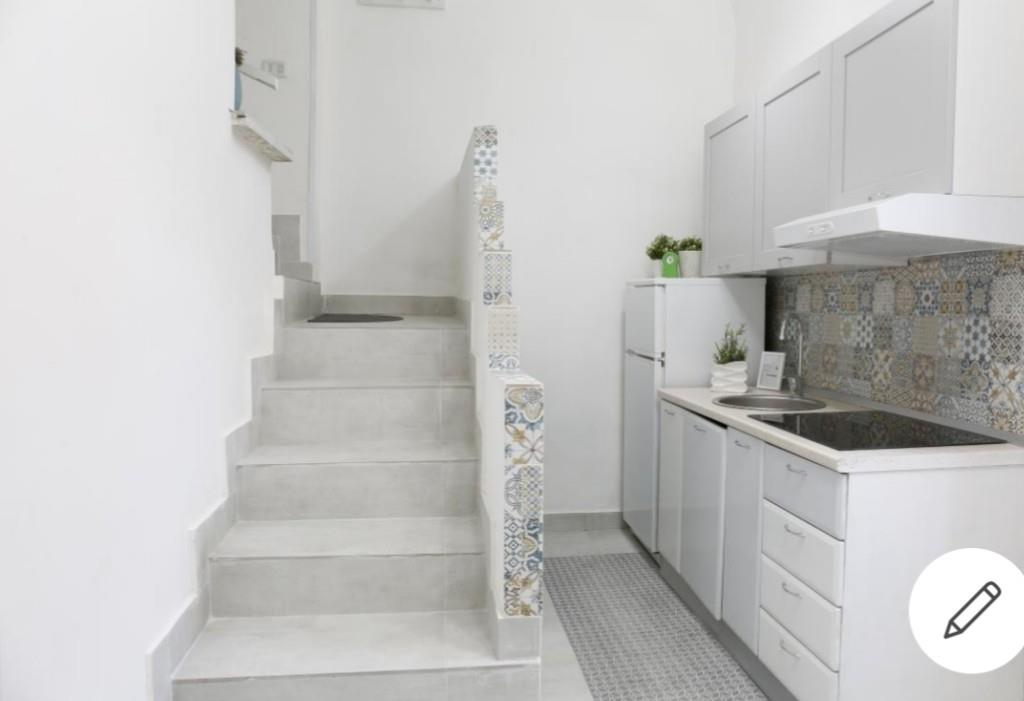 appartamento in vendita a Napoli in zona Stella