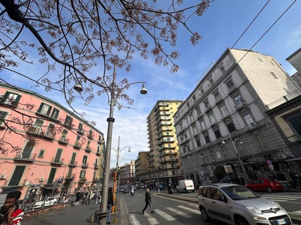 appartamento in vendita a Napoli in zona Stella