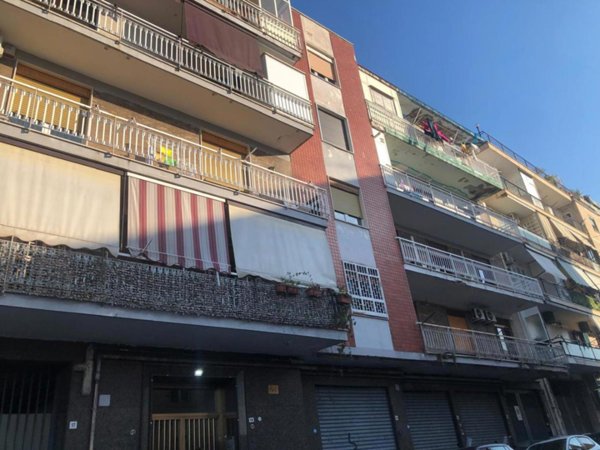 appartamento in vendita a Napoli in zona San Lorenzo