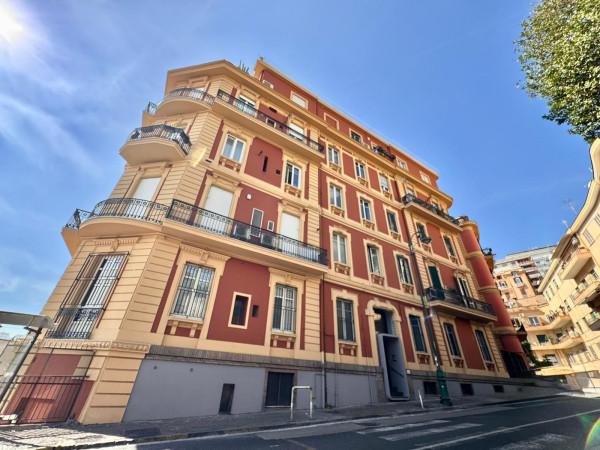 appartamento in vendita a Napoli in zona Vomero