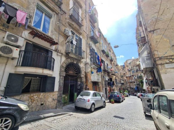 appartamento in vendita a Napoli