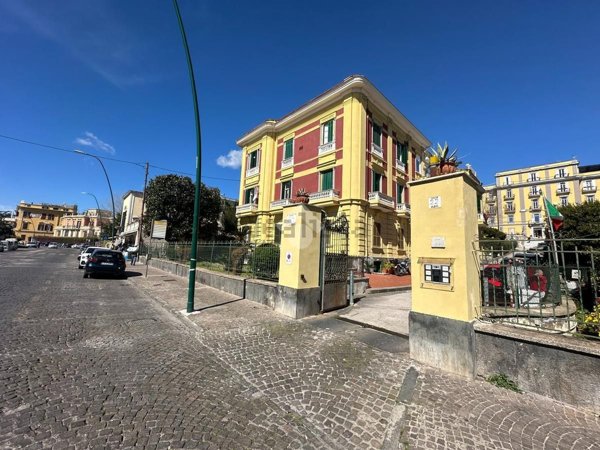 appartamento in vendita a Napoli in zona Posillipo