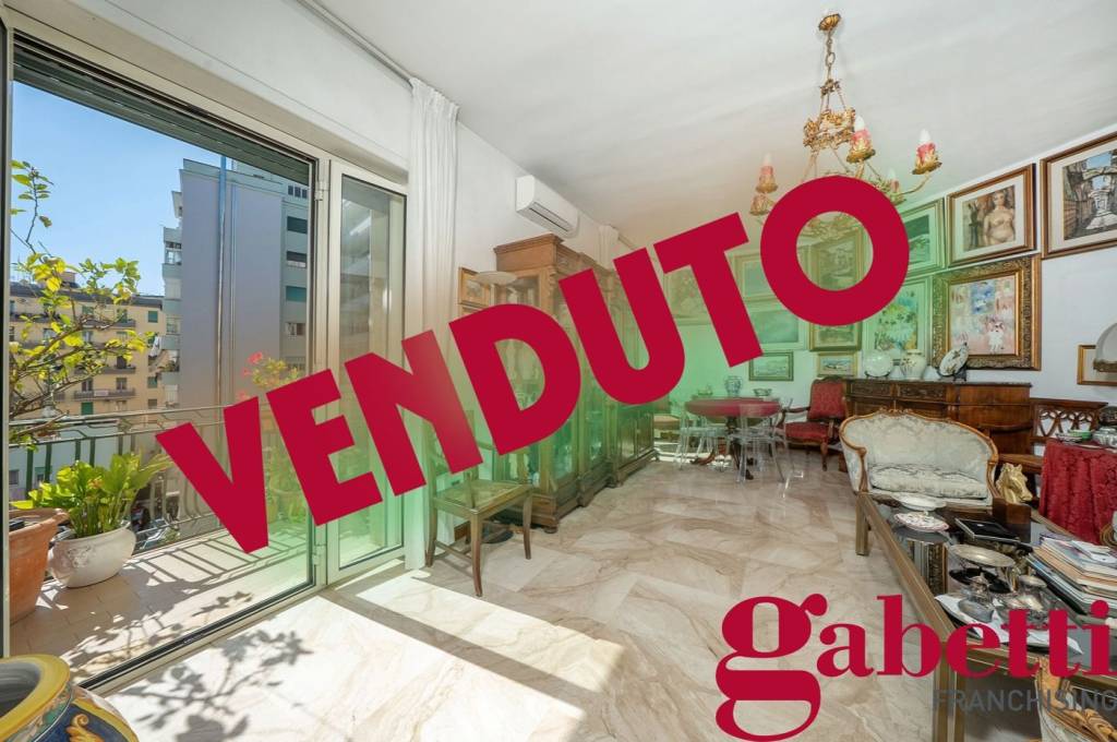 appartamento in vendita a Napoli in zona Vomero