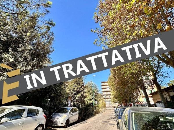 appartamento in vendita a Napoli in zona Barra