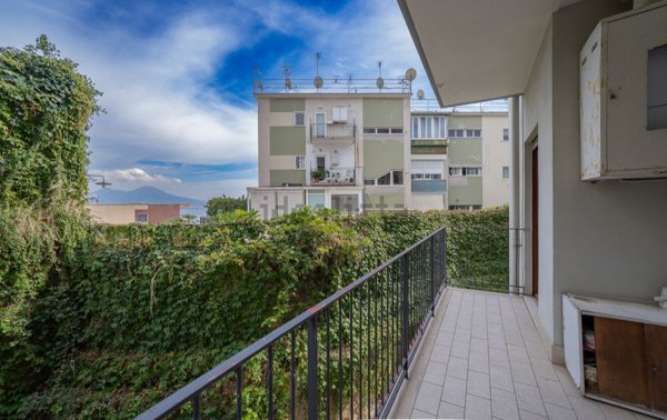appartamento in vendita a Napoli in zona Posillipo