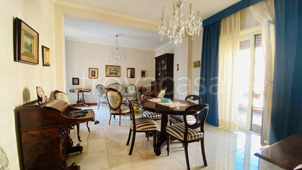 appartamento in vendita a Napoli in zona Fuorigrotta