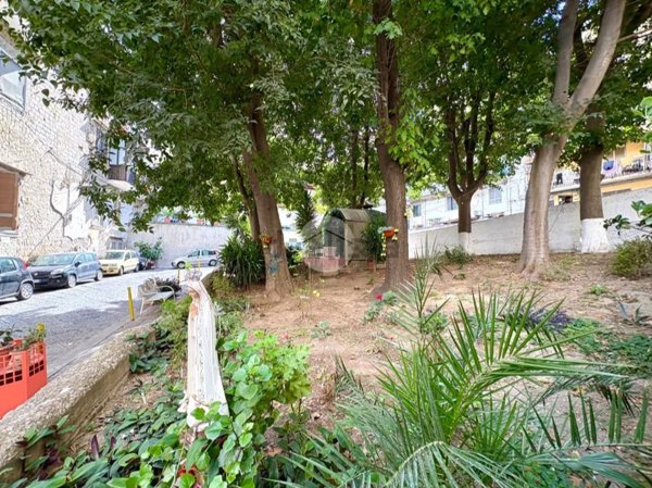 appartamento in vendita a Napoli in zona Pendino / San Giuseppe
