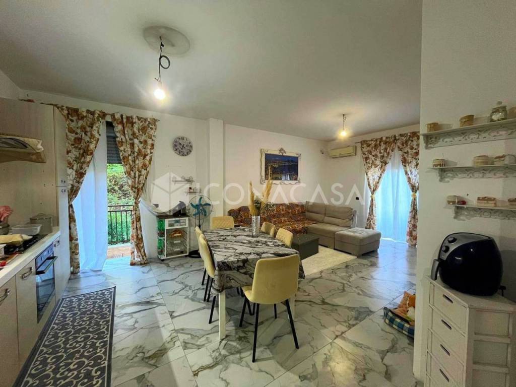 appartamento in vendita a Napoli in zona Soccavo