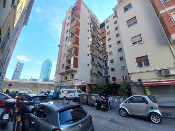 appartamento in vendita a Napoli in zona Bagnoli