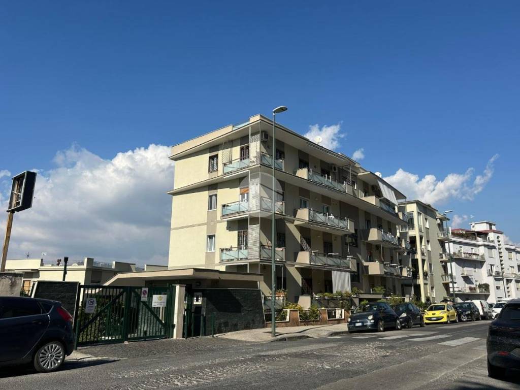 appartamento in vendita a Napoli in zona Posillipo