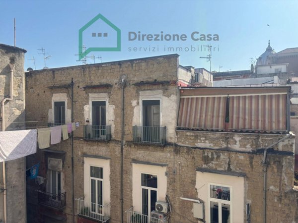appartamento in vendita a Napoli in zona San Lorenzo