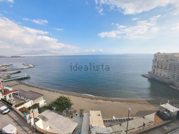 appartamento in vendita a Napoli in zona Posillipo