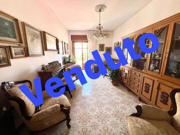 appartamento in vendita a Napoli in zona Bagnoli