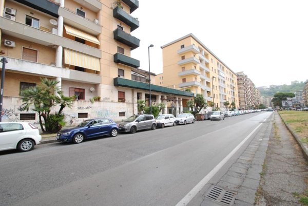 appartamento in vendita a Napoli in zona Fuorigrotta