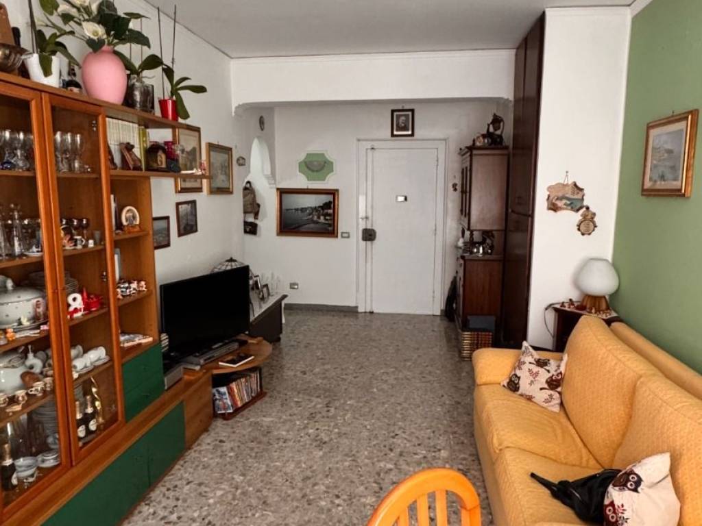 appartamento in vendita a Napoli in zona Bagnoli