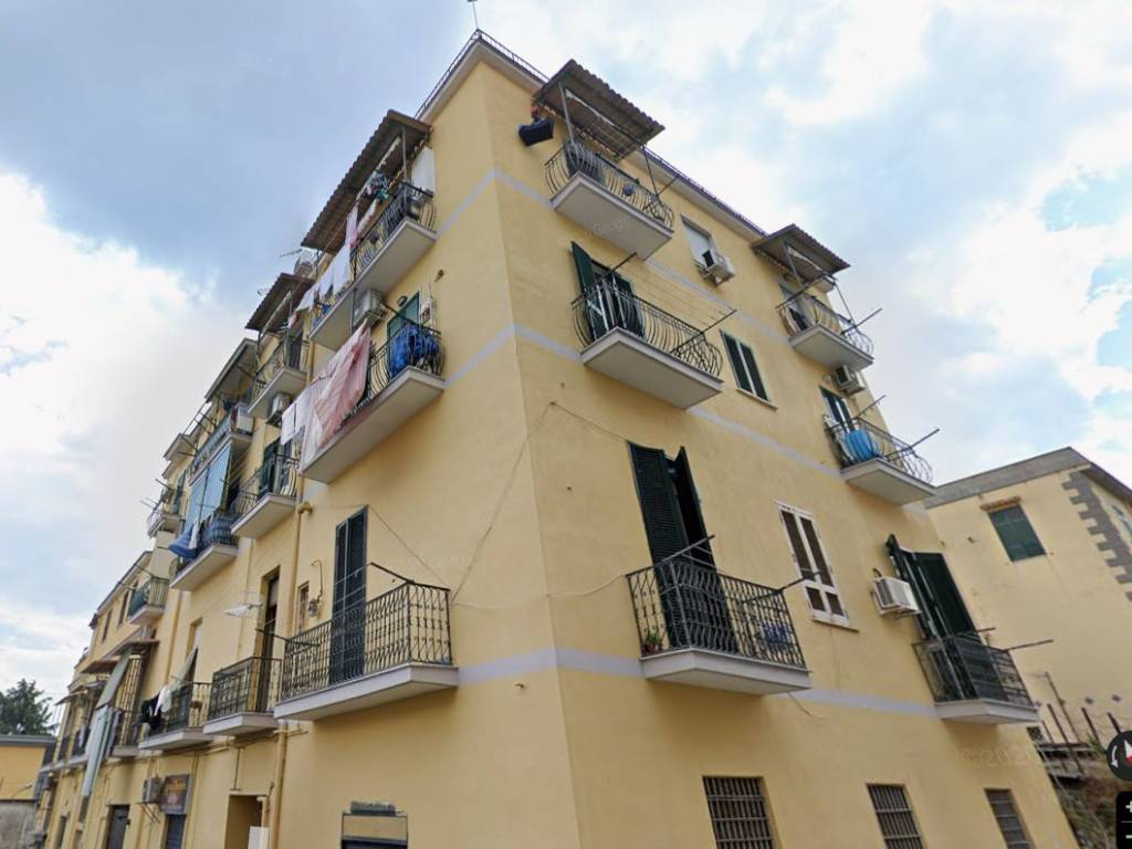 negozio in vendita a Napoli