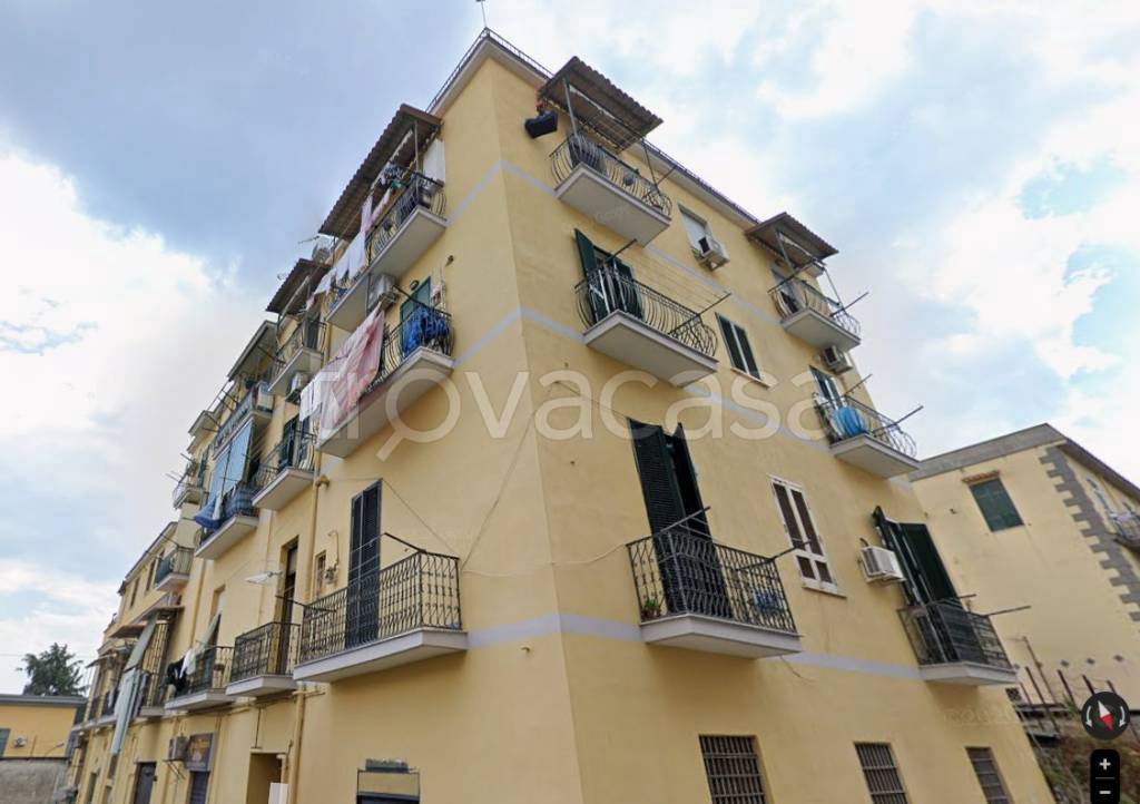 negozio in vendita a Napoli