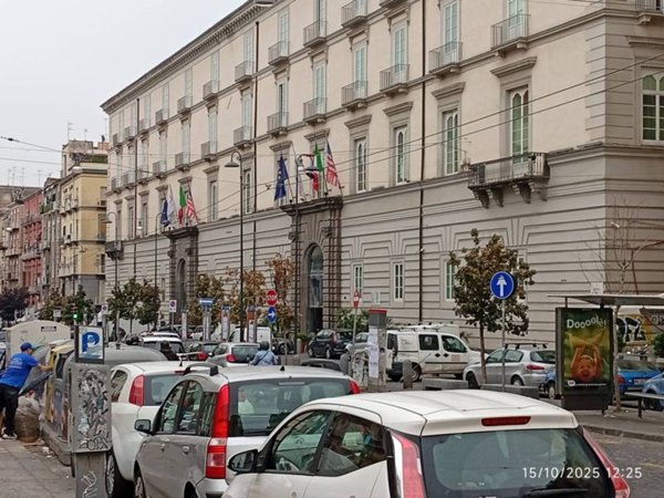 appartamento in vendita a Napoli