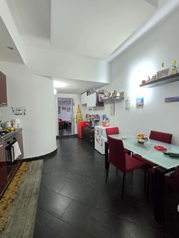 appartamento in vendita a Napoli in zona Fuorigrotta