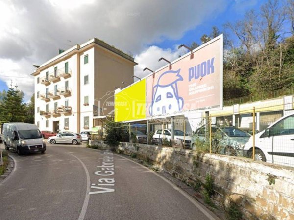 appartamento in vendita a Napoli in zona Camaldoli