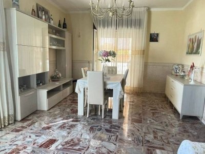 appartamento in vendita a Napoli in zona Piscinola