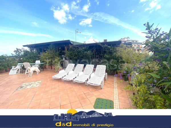 appartamento in vendita a Napoli in zona Arenella