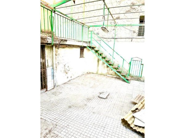 appartamento in vendita a Napoli in zona Ponticelli