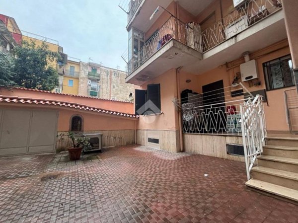appartamento in vendita a Napoli in zona Secondigliano