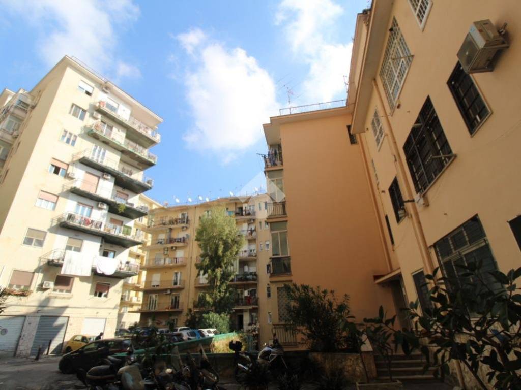 appartamento in vendita a Napoli in zona Vomero