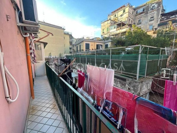 appartamento in vendita a Napoli in zona Avvocata