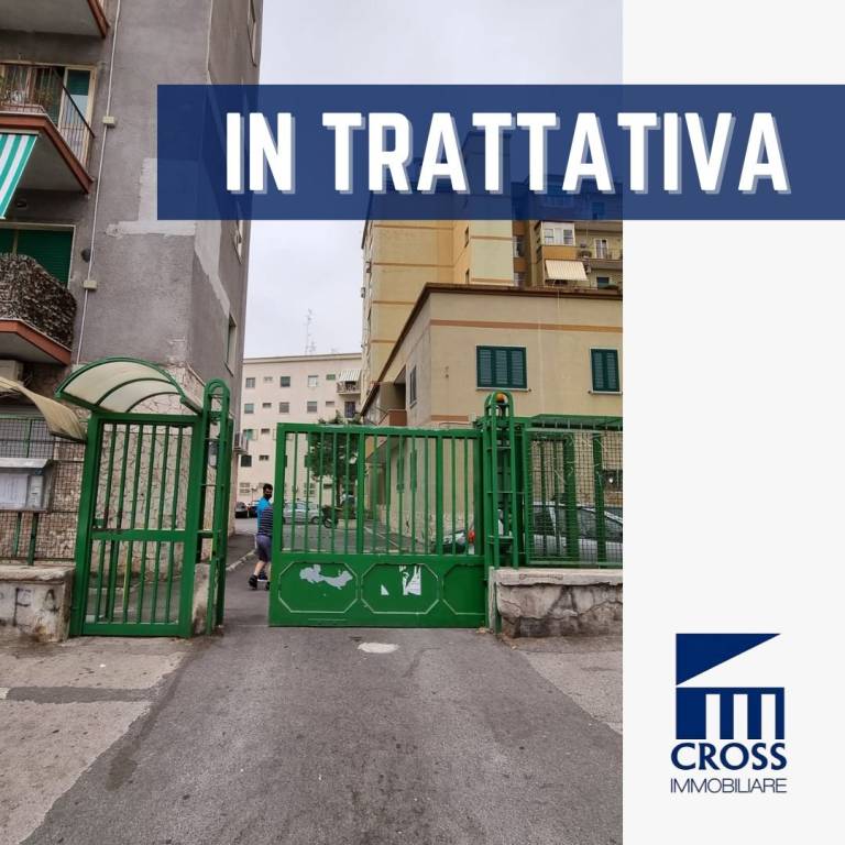 appartamento in vendita a Napoli in zona Fuorigrotta