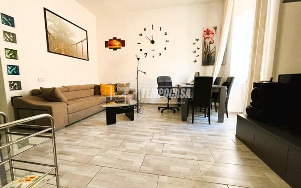 appartamento in vendita a Napoli in zona Stella