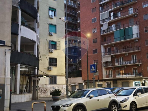 appartamento in vendita a Napoli in zona Poggioreale
