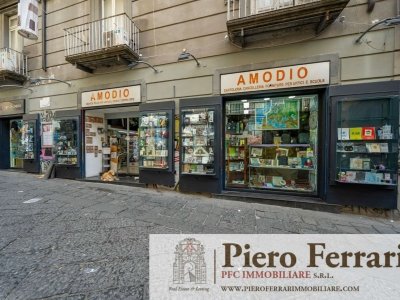 negozio in vendita a Napoli