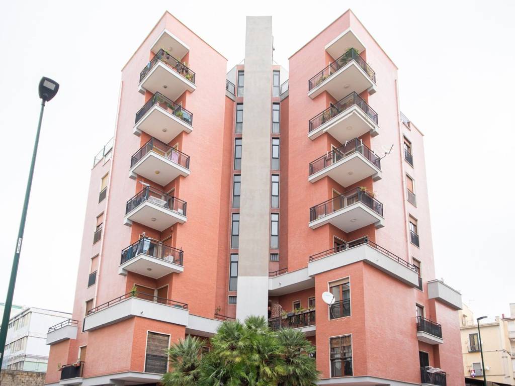 appartamento in vendita a Napoli in zona Arenella