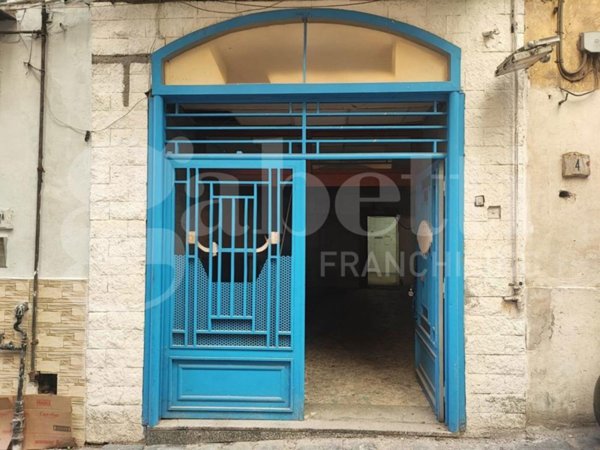 negozio in vendita a Napoli